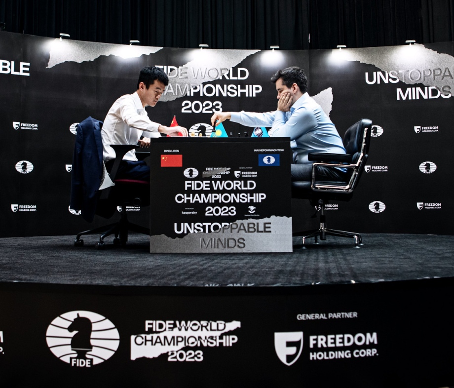 Ding Liren vs Ian Nepomniachtchi  FIDE Candidates 2021 - Remote