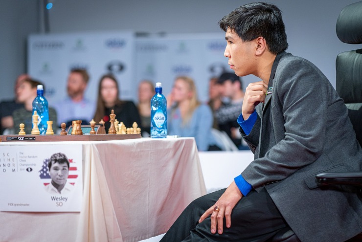 Chessify on X: Wesley So defeats Magnus Carlsen 13.5 - 2.5 to become the  first official FIDE Fischer Random World Champion. (photo by L. Ootes)  Congrats on a crushing victory! #frchess Congrats