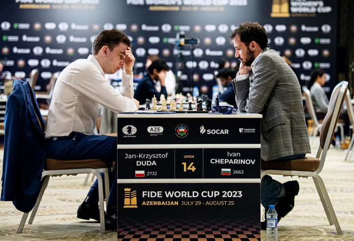 Three-way tie at the top as Fabiano Caruana beats Hikaru Nakamura