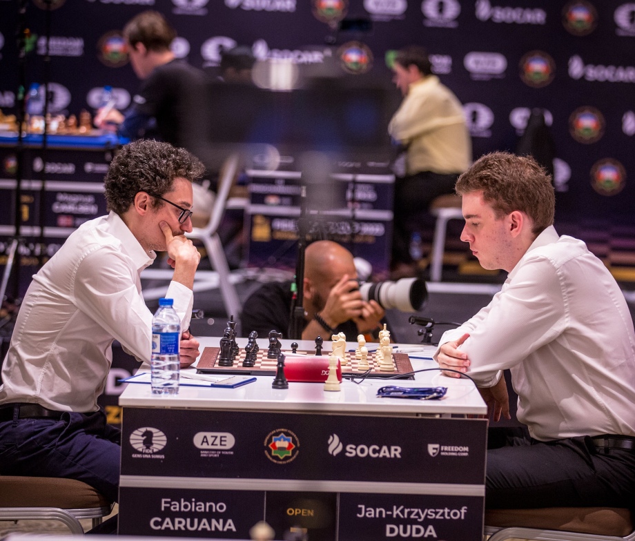 World Number-2 Caruana Leads By 5; Gukesh Sacrifices Queen Vs. Carlsen 