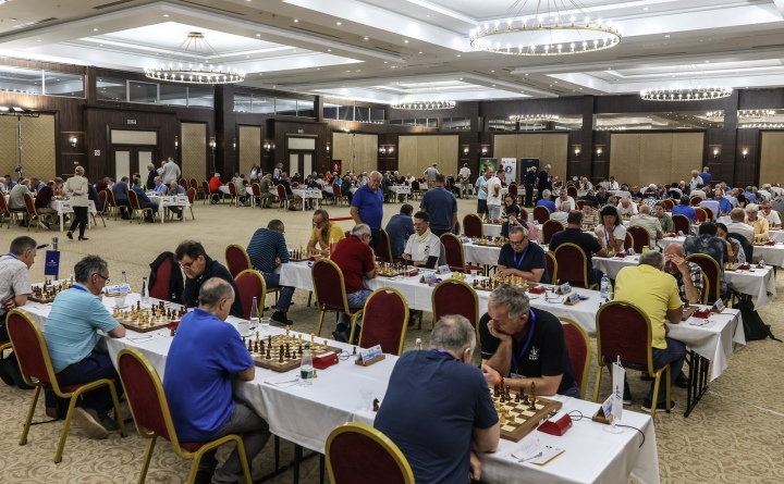 World Junior Championship U20: Maurizzi and Mkrtchyan, first sole leaders  after four rounds