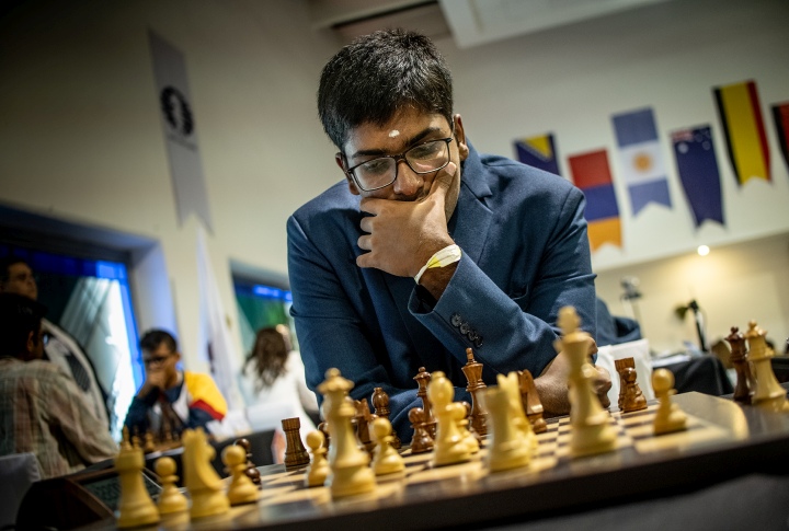 World Junior Championship: Leaders prevail in Round 7 - Schach-Ticker