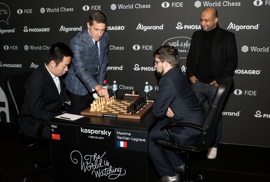 Svidler's Carlsen-Caruana Game 4 Analysis - 2018 FIDE World Chess  Championship 