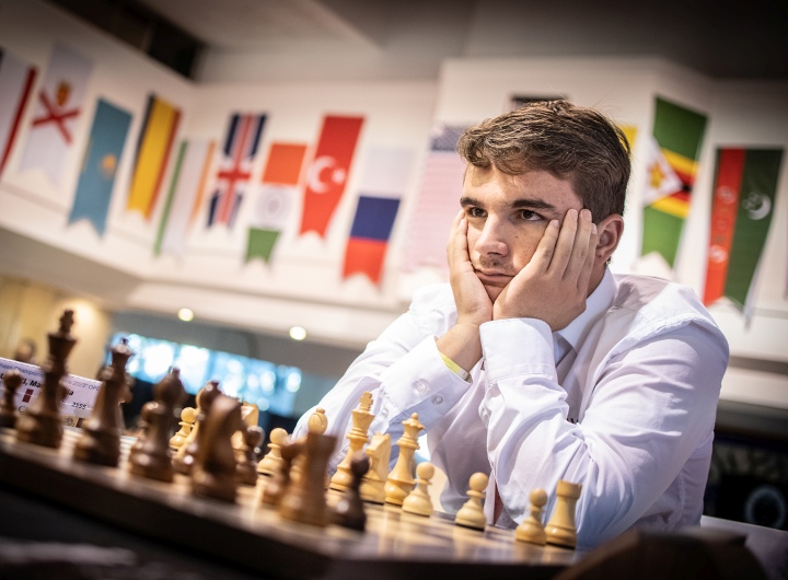 U of A Sophomore Wins First in Division at World Open of Chess