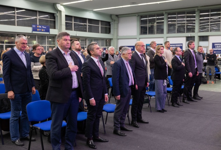 European Chess Union on X: European Blitz Chess Championship 2023  concluded in Zagreb, Croatia! Congratulations to the Winners: 🏆GM David  Navara 🇨🇿, 11.5 points 🥈GM Vasyl Ivanchuk 🇺🇦, 11 points 🥉GM Denis