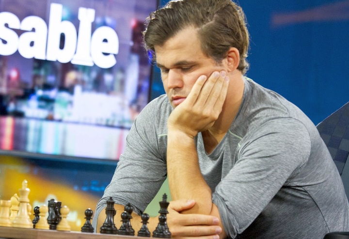 CCT Semifinals Day 1: Carlsen Blunders Queen, Then Wins Match 