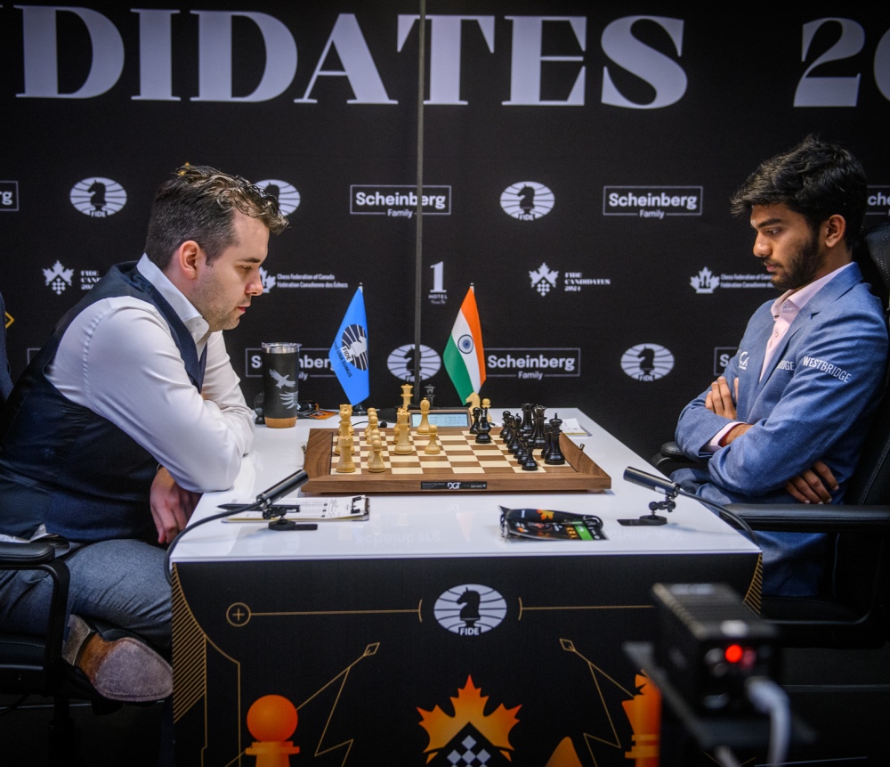 FIDE Candidates: Two co-leaders in both tournaments going into third rest day