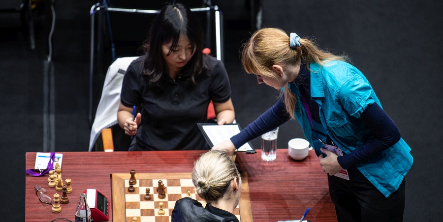 FIDE elevates chess standards improving regulations for arbiters