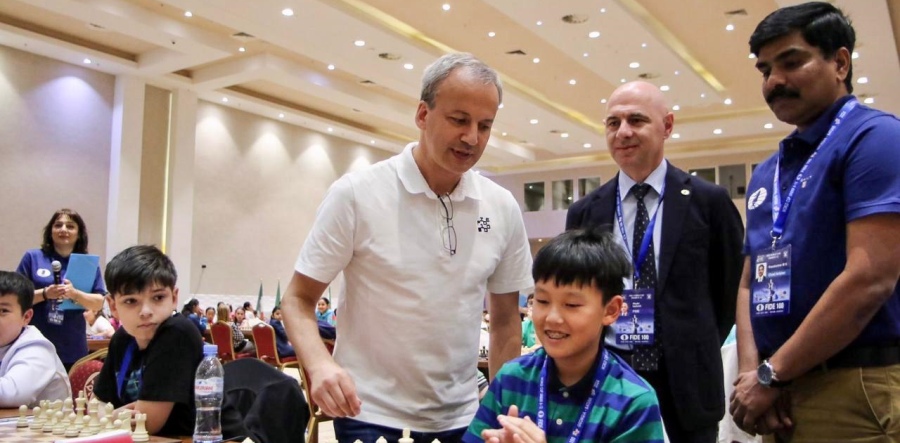 Playoff matches set at FIDE World Cup 8-12