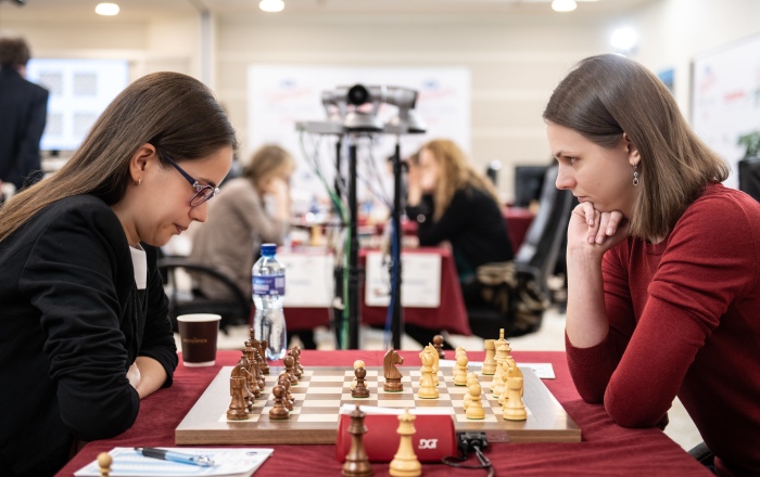 Round 9 Cramling Pia (SWE) 1/2 - 1/2 Muzychuk Anna (UKR) 