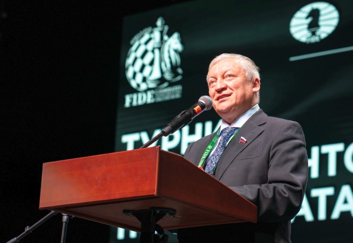 FIDE - International Chess Federation - Anatoly Karpov v. Lubomir