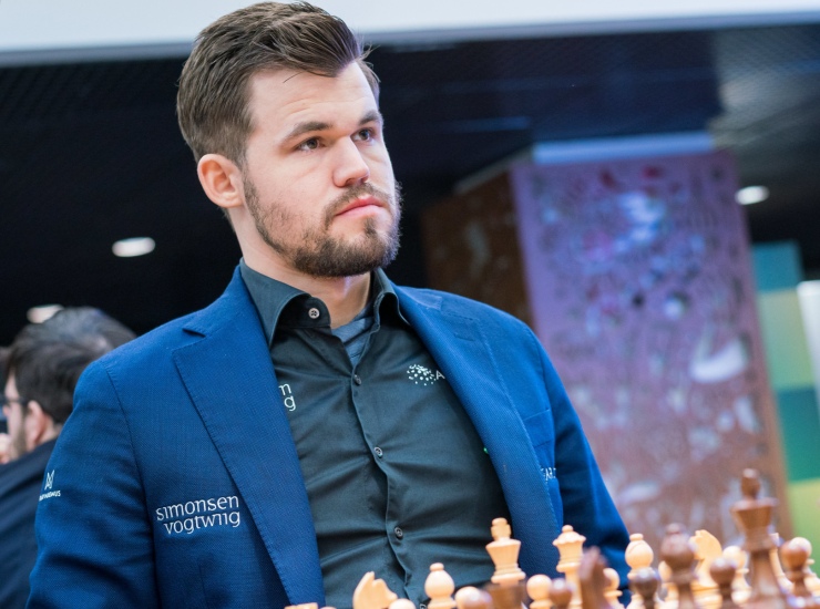 Lindores Abbey SF: Carlsen and Dubov take the lead