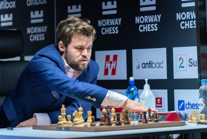 Magnus Carlsen vs Aryan Tari (2020)