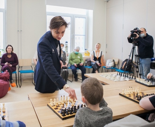 Daniil Dubov is - FIDE - International Chess Federation