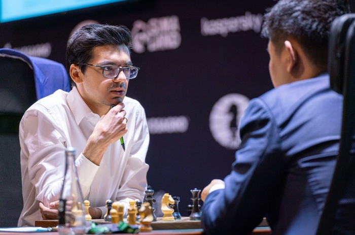 Learn Catalan Opening from Anish Giri, Giri vs Wang Hao