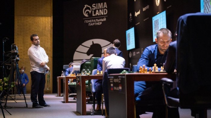 Caruana and Nepomniachtchi shine in R1 of the FIDE Candidates Tournament –  Chessdom